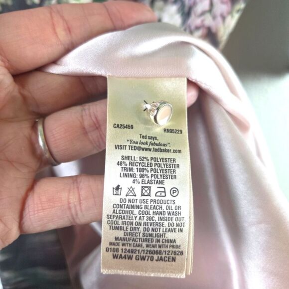 Women's Ted Baker Jacen Floral Print Dress with Beaded Collar Size 3/Medium - Picture 11 of 11